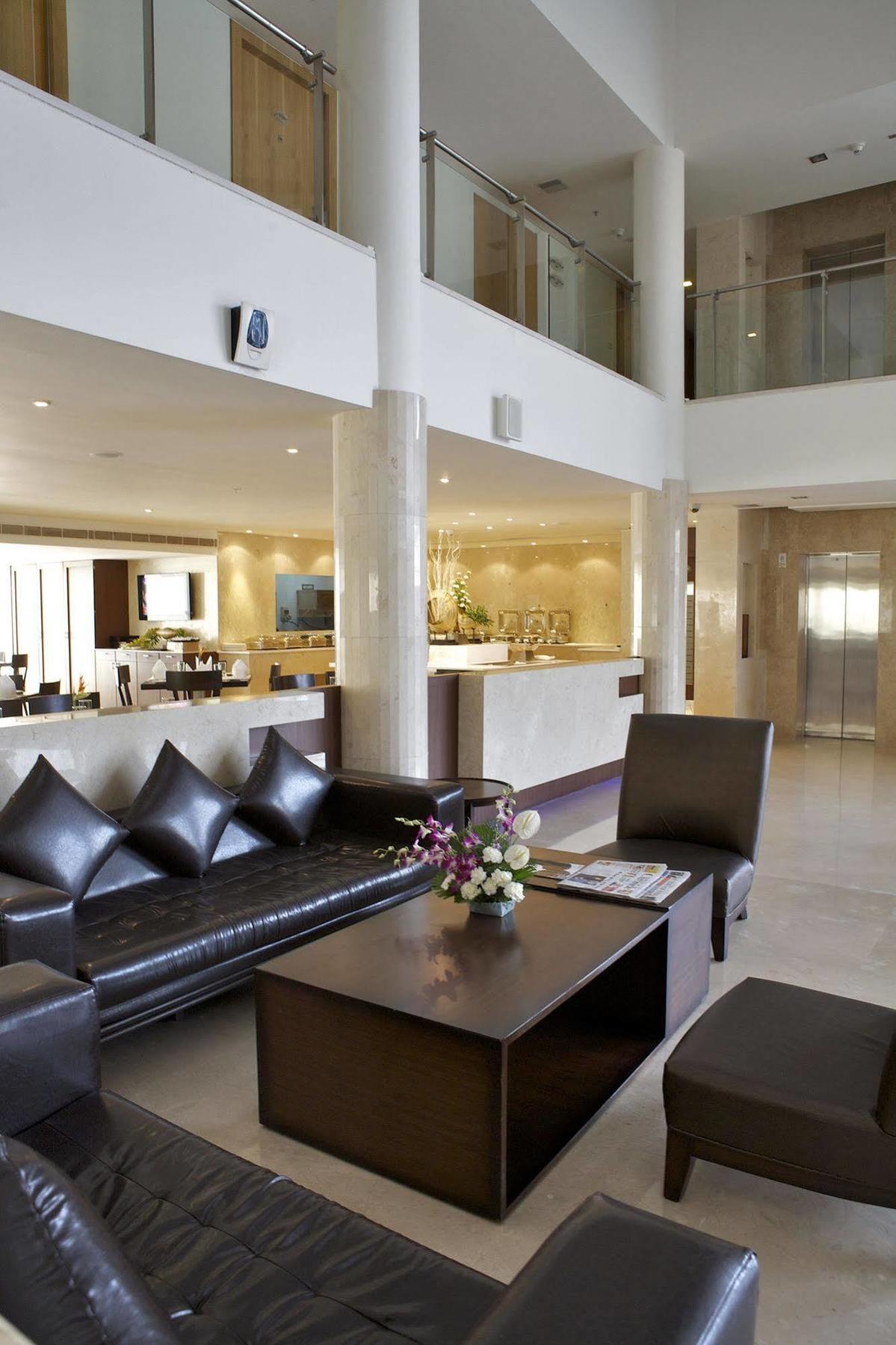 Peerless Hotel Hyderabad Eksteriør billede
