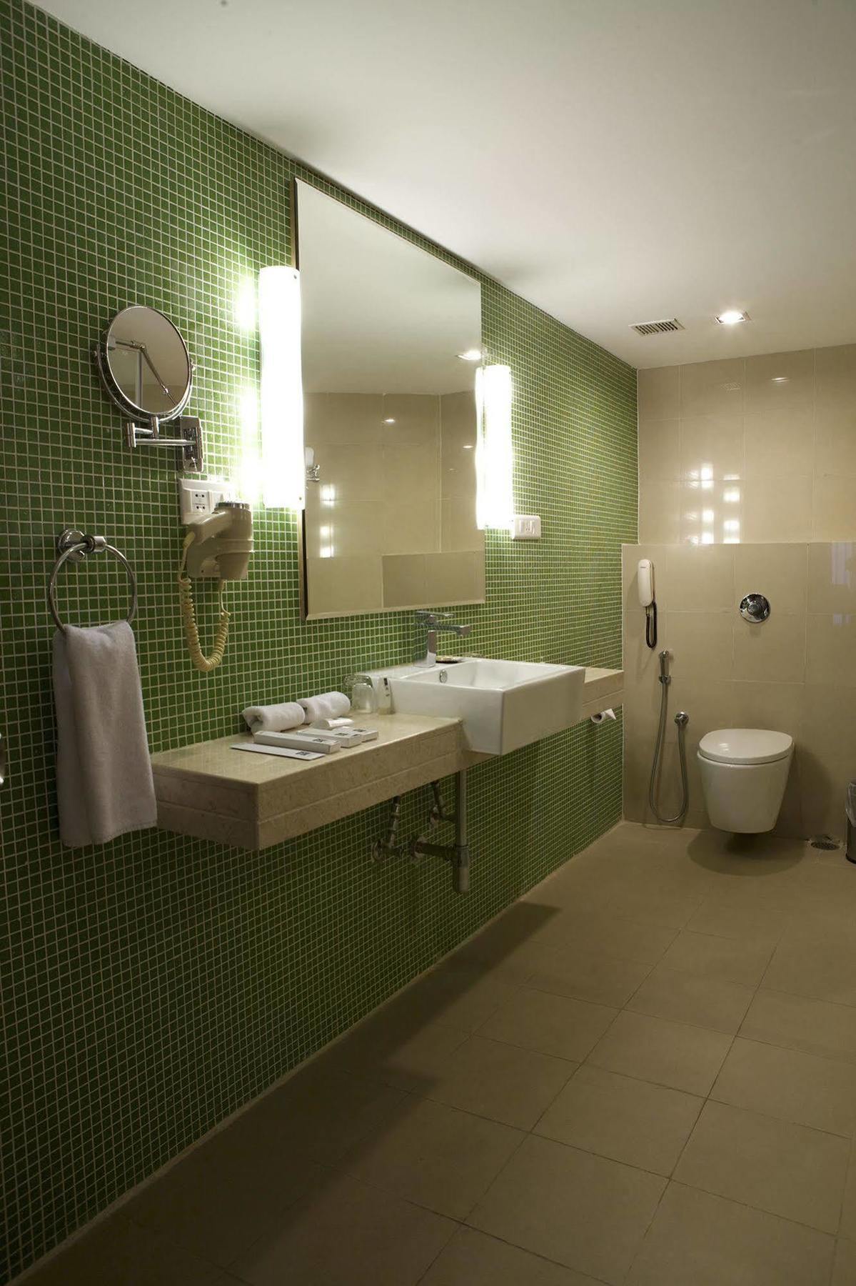 Peerless Hotel Hyderabad Eksteriør billede