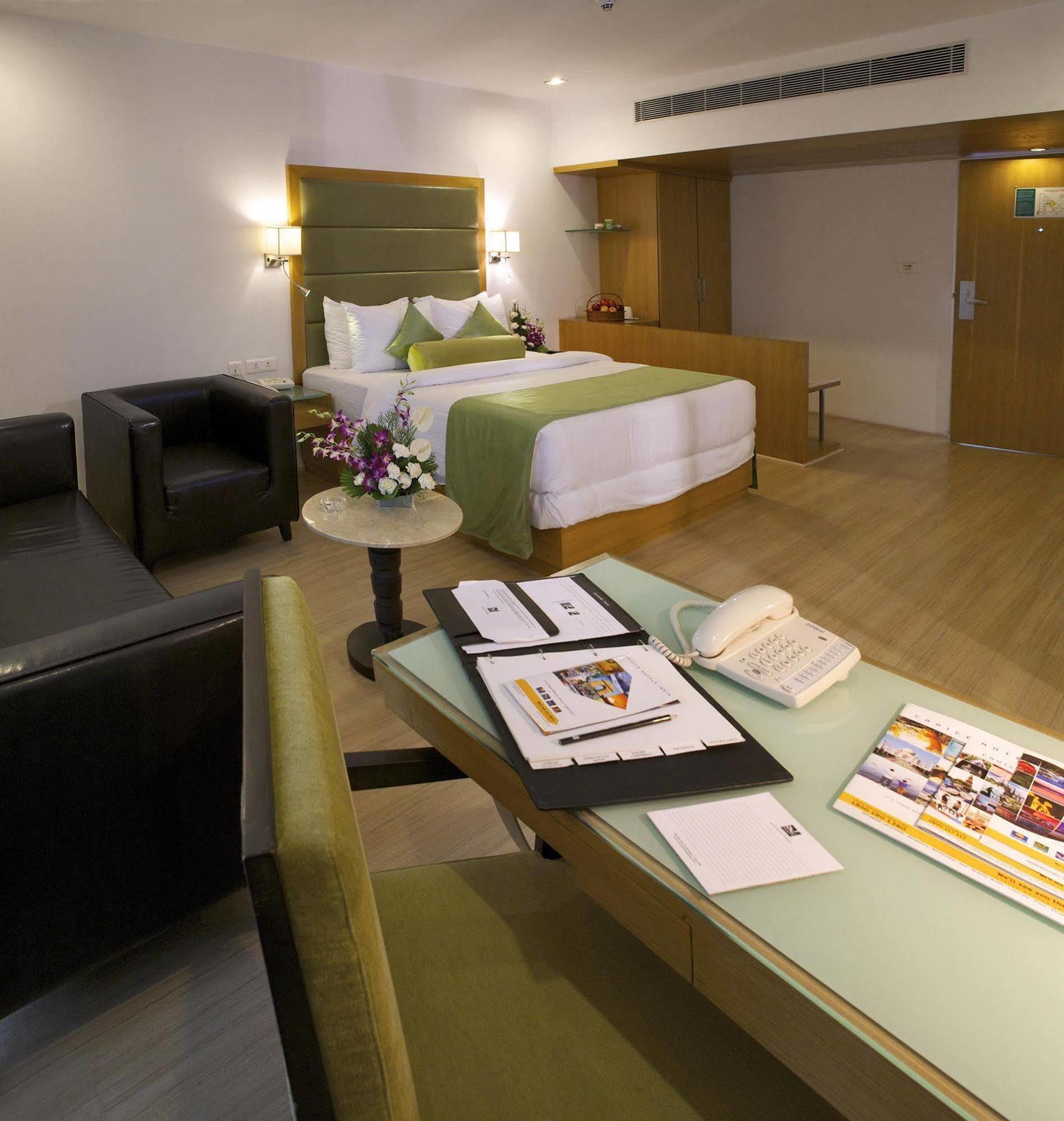 Peerless Hotel Hyderabad Eksteriør billede